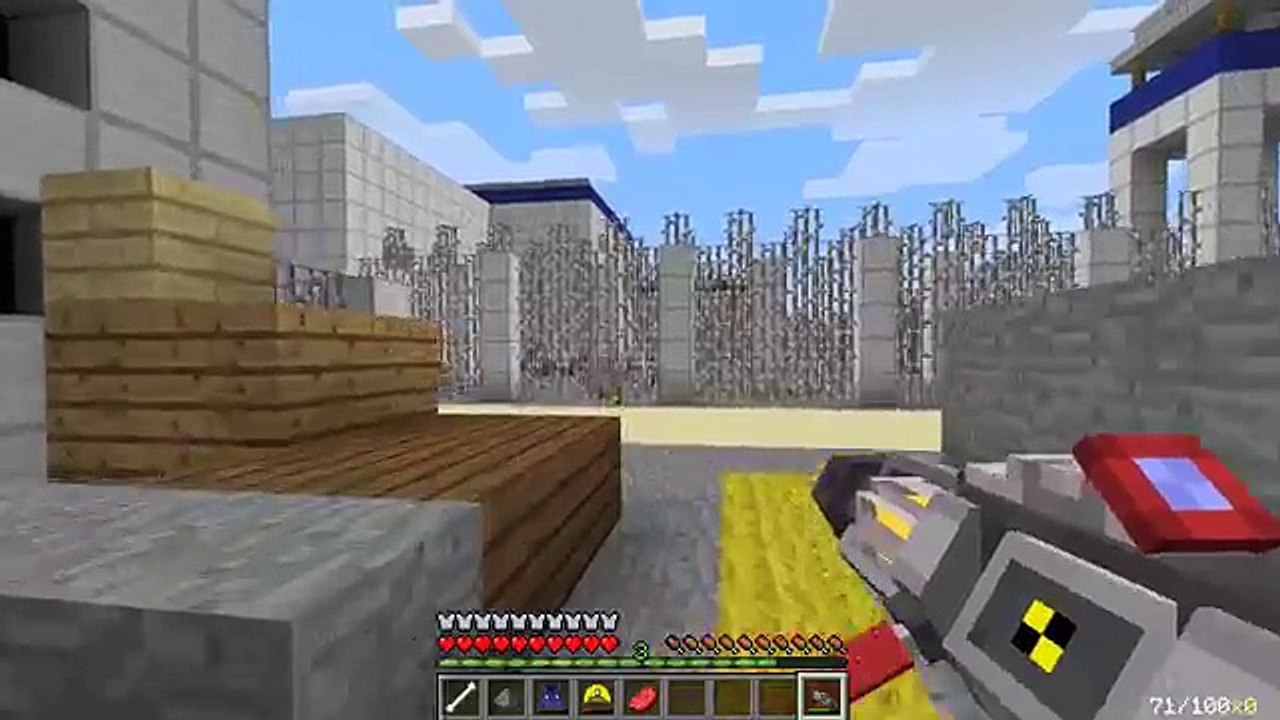 Minecraft TECH GUN MOD / PLAY WITH DEATH RAYS AND ZAP YOUR ENEMIES!! Minecraft