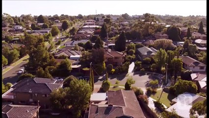 [Neighbours] 7707 Paul & Courtney & Paige & Piper & Terese Scene