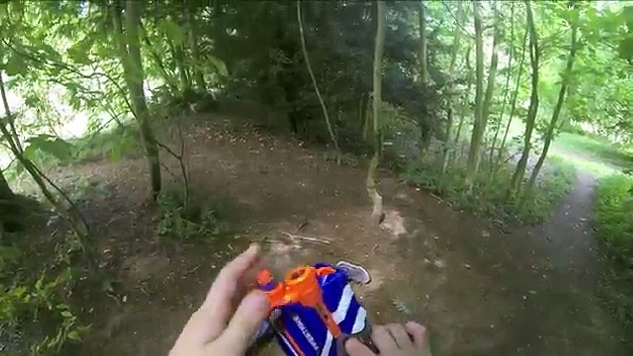 Nerf War: First Person Shooter