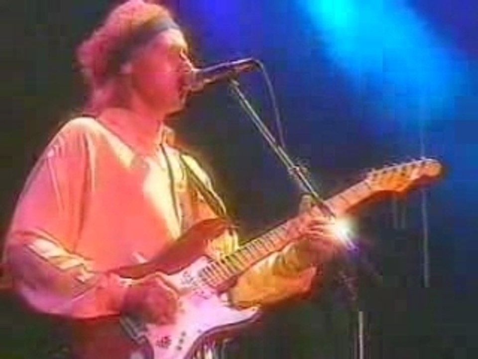 Dire Straits - On Every Street