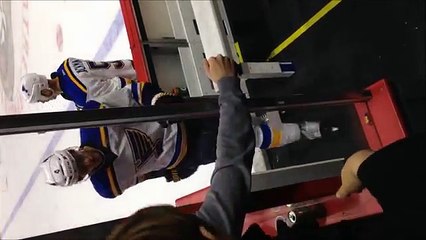Blues Game November 22 2014, Tarasenko gives kid stick!-xfyyv1MK56w