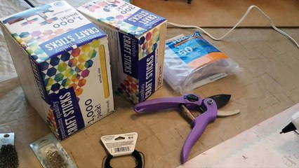 Making Ellas Schleich Barn / Stable and fences.