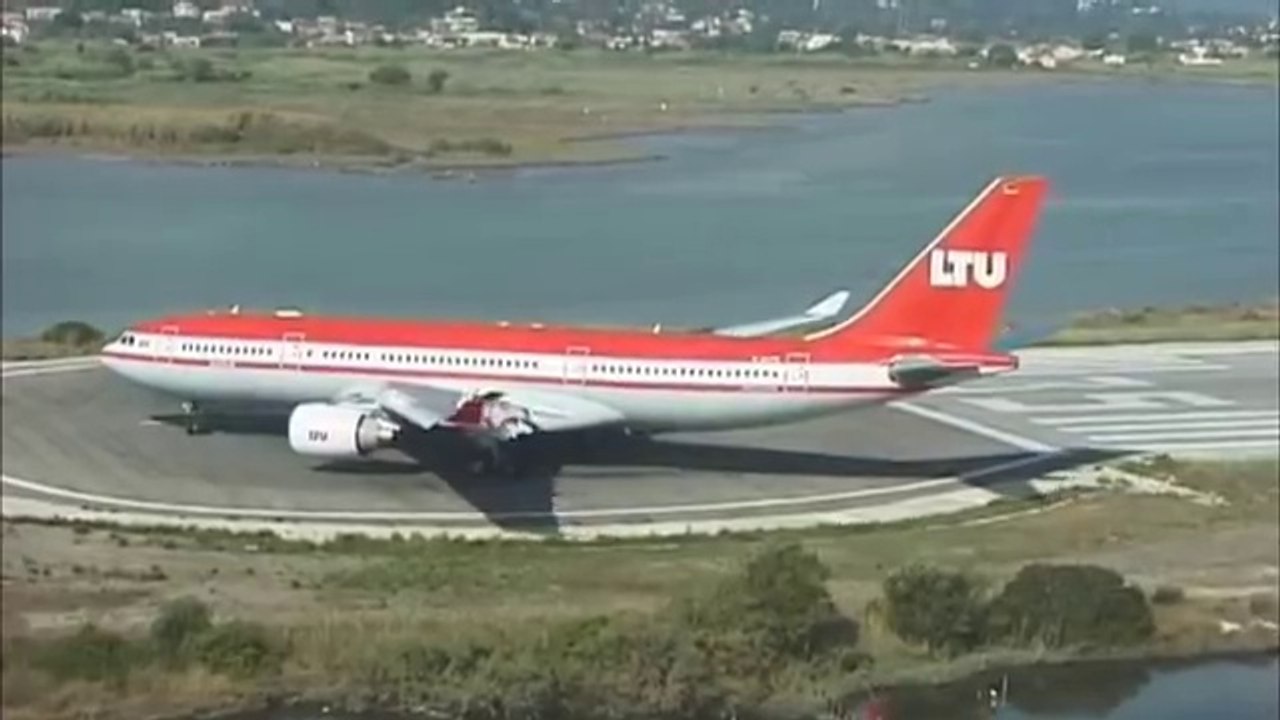 Amazing airplane taxi pirouette LTU Airbus A330-223 Corfu airport