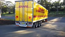 AMAZING Truck Back Up Professionally - Awesome Truck Driver Skills Compilation