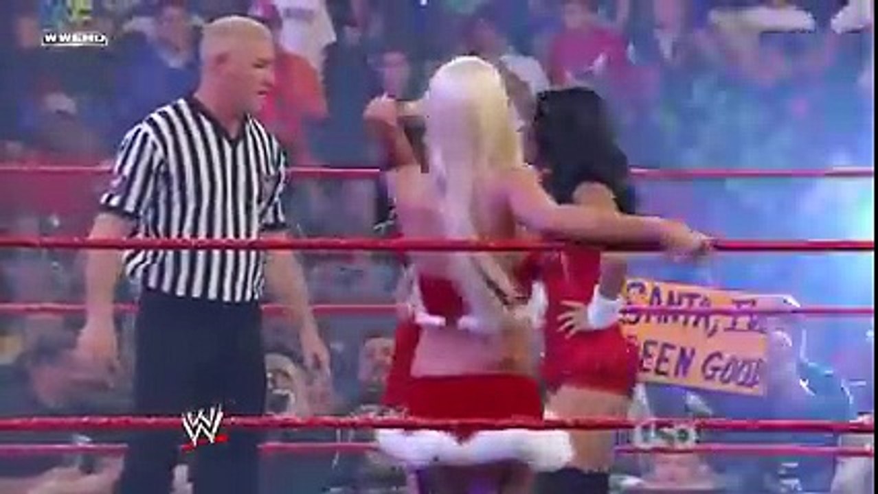 Melina, Kelly Kelly and Gail Kim vs Maryse, Alicia Fox and Jillian Hall