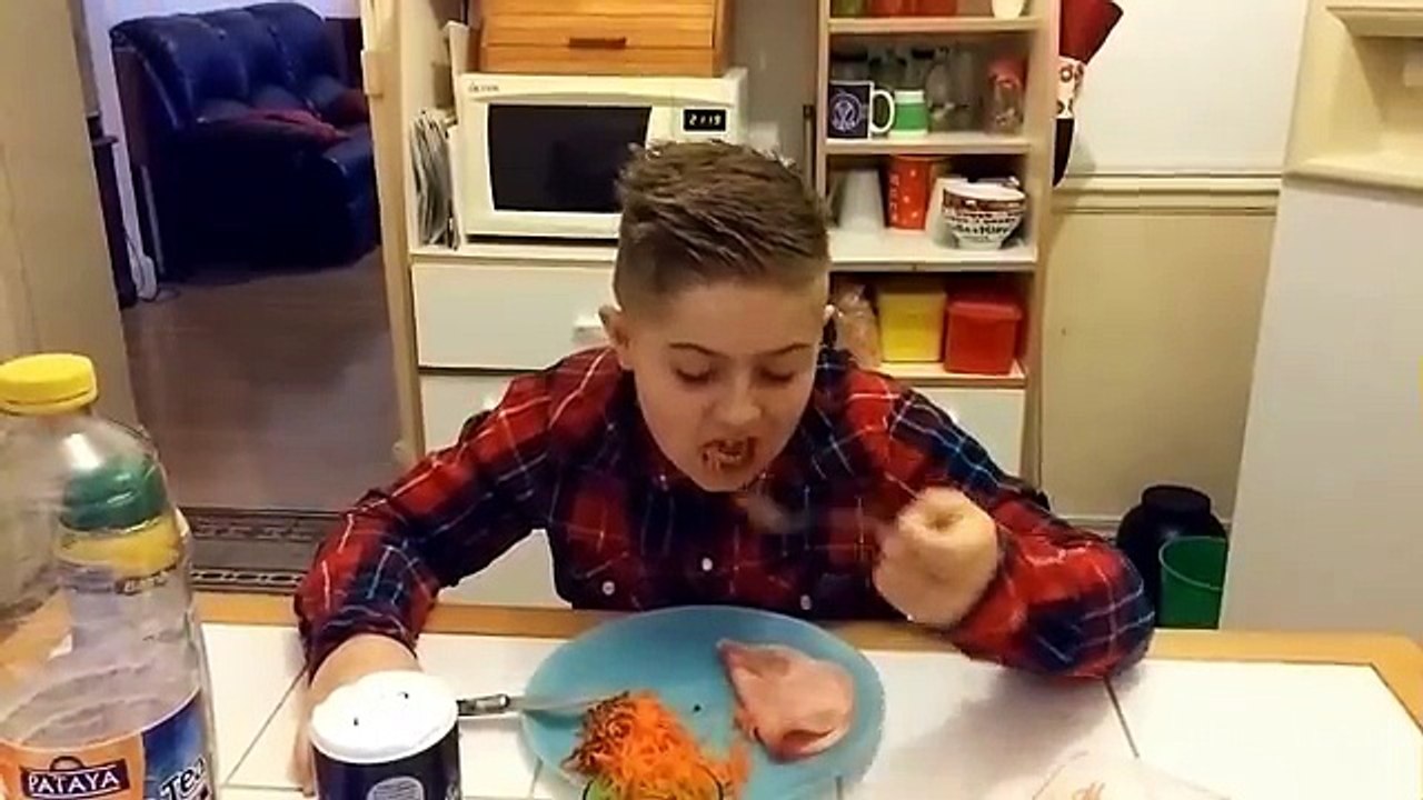 MICHOU - QUAND TES AVEC TA MÈRE (CE QUE DISENT LES MAMANS)