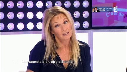 Video herunterladen: Coup de gueule d'Estelle Lefébure contre les fausses informations la concernant dans la presse - Regardez