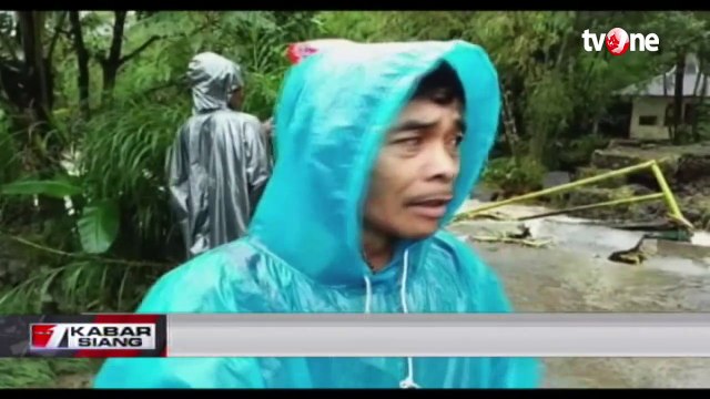 Cuaca Buruk, Jembatan Penghubung Antar Desa di Banyumas Putus