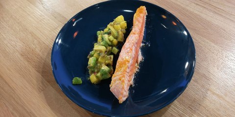 Saumon mi-cuit et salsa mangue-passion