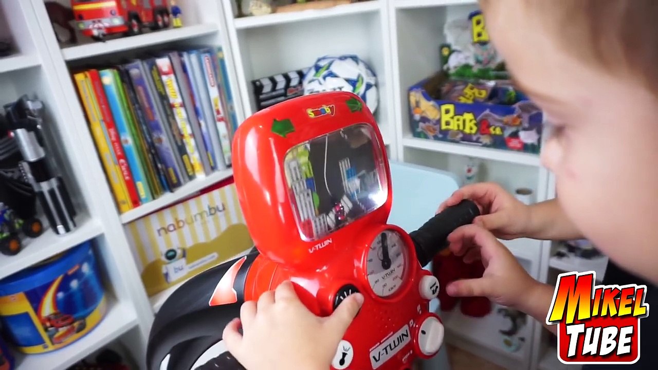 Probamos el SMOBY PILOT Simulador Moto V Twin Bike + App