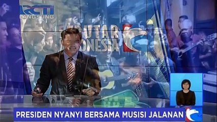 Presiden Jokowi Nyanyi Bersama Musisi Jalanan