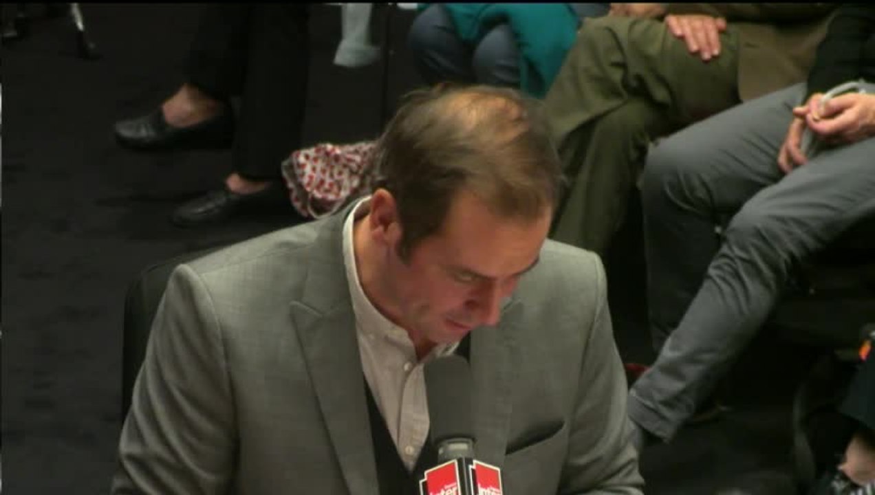 Jean Lassalle, l'homme tactile du sud-ouest - Tanguy Pastureau maltraite l'info