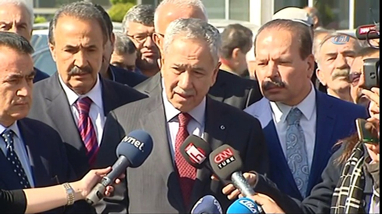 Bülent Arınç: ''Deniz Baykal, Siyasete Geri Dönüp, Yarım Kalan İşlerini Tamamlayacak''