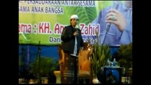 Kisah Ikan Tongkol Jokowi Versi KH. Anwar Zahid