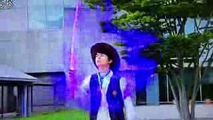 キンジがオオカミ男になる