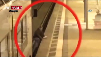 Metroda korku dolu anlar