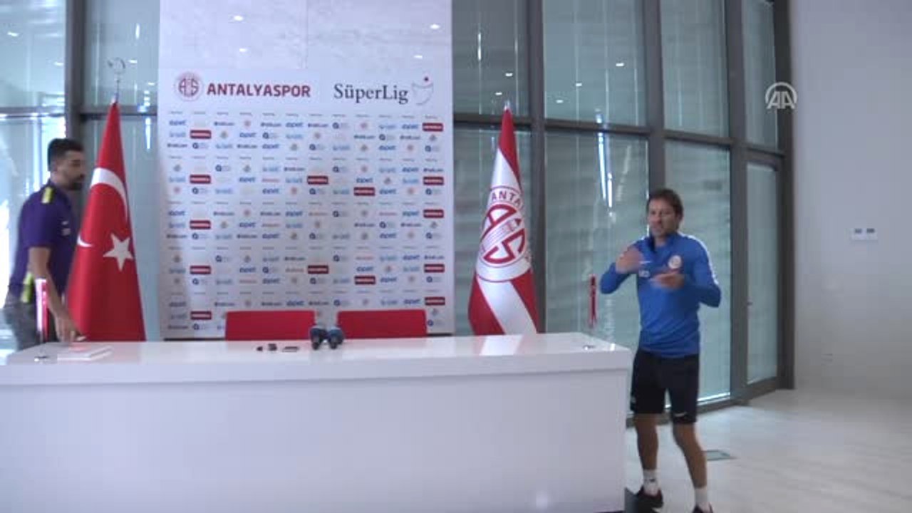 Leonardo: "İlk Defa Küme Düşme Potasında Yer Alanda Bir Takımda Yer Alıyorum"