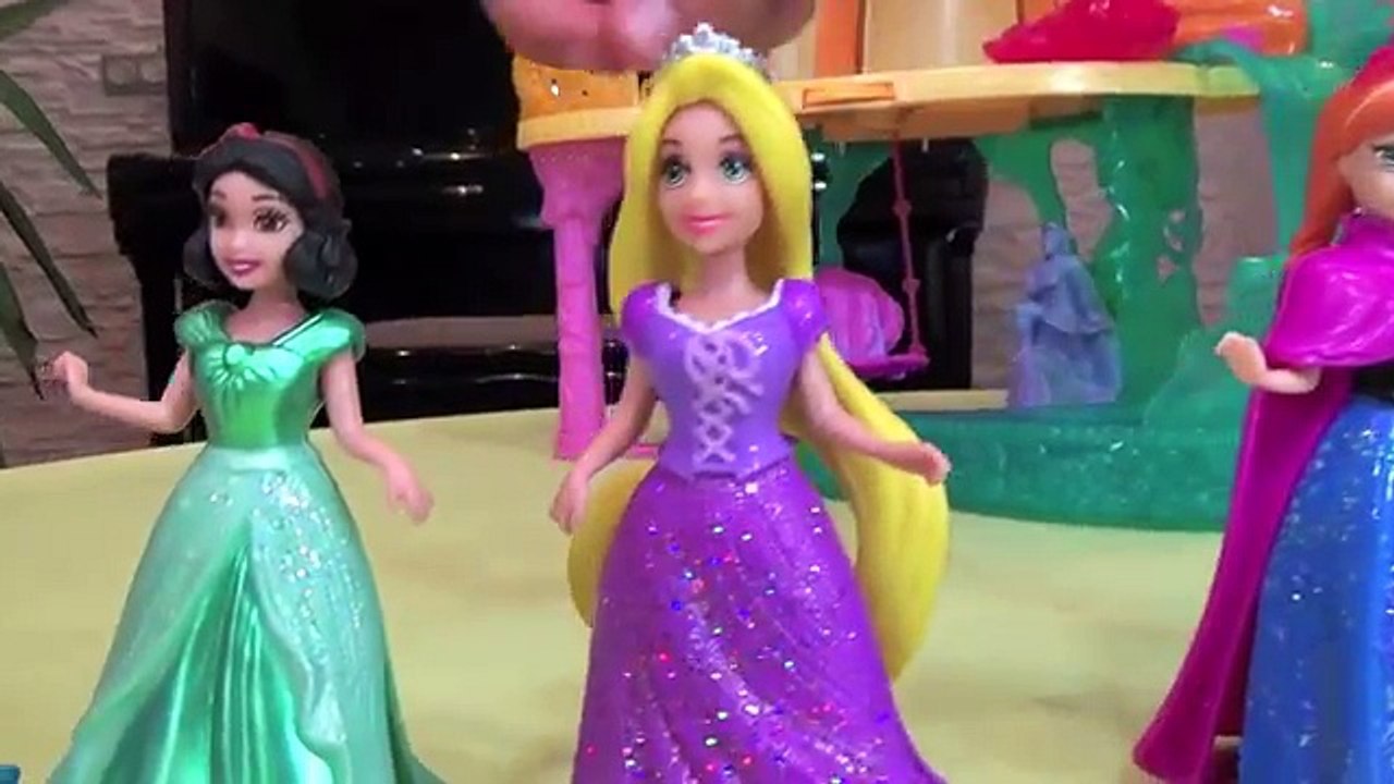 Princesa Ariel la Sirenita castillo bajo el mar magic clip Ariel little mermaid undersea castle
