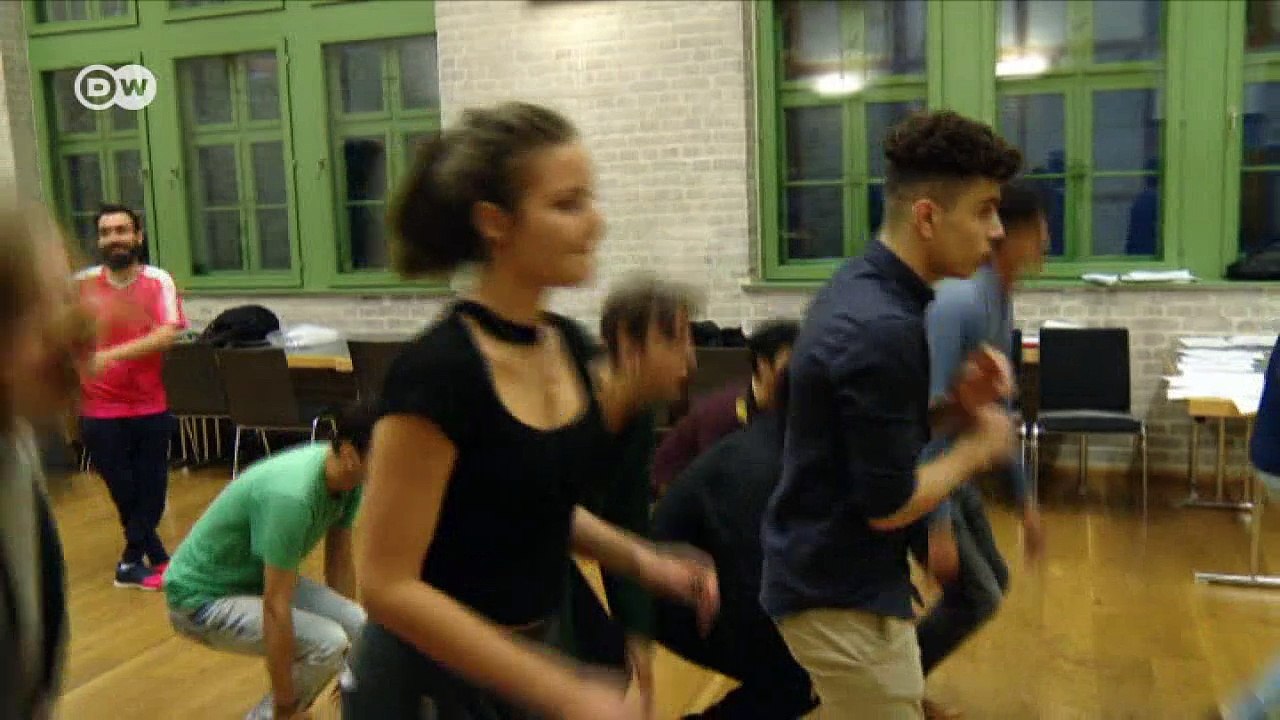 'Welcome Voices': Ein Musical-Projekt verbindet | DW Deutsch