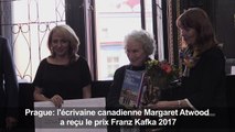 L'écrivaine Margaret Atwood reçoit le prix Franz Kafka 2017