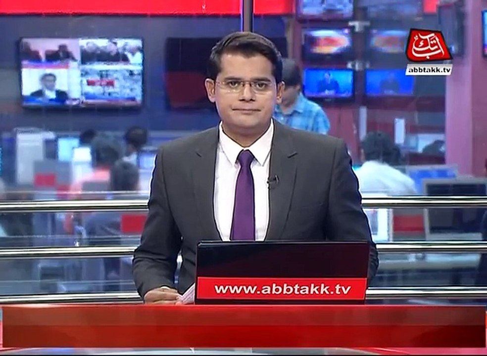 News Headlines - 18th October 2017 - 5pm.    Mufti Abdul Qavi arrested in Qandeel Balouch murder case.