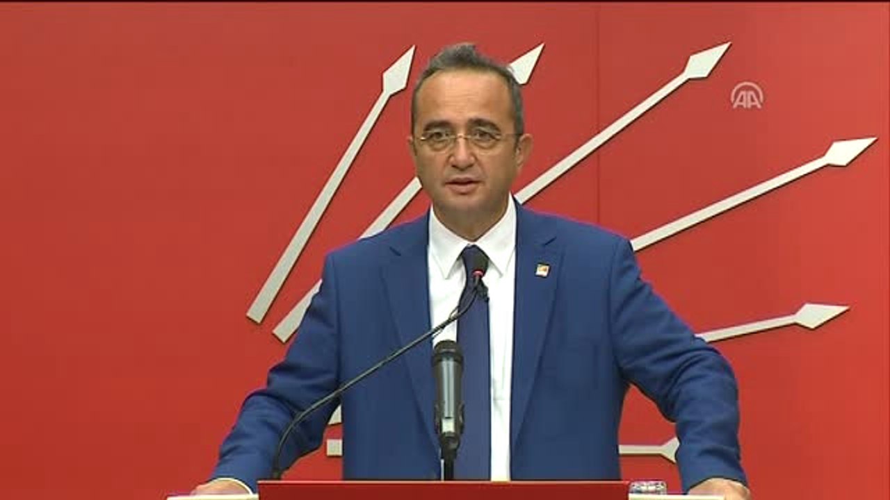 Bülent Tezcan: "Deniz Baykal Dünya Siyasetinin Ender Simalarındandır"