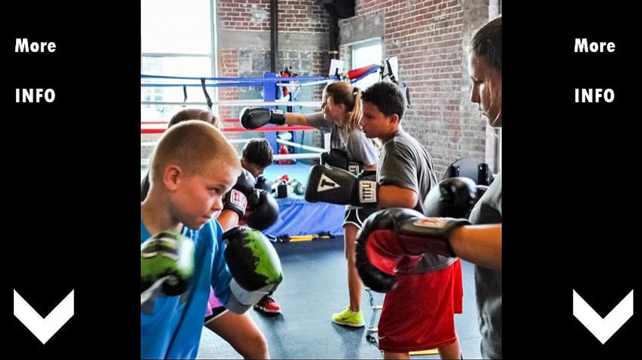 Muay Thai Boxing Gloves 1 Pair Sport Safety