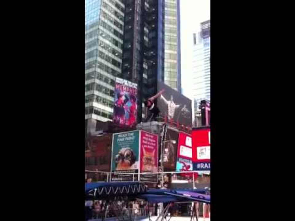 Steven Gluckstein - 100 Days Out - Trampoline in Times Square