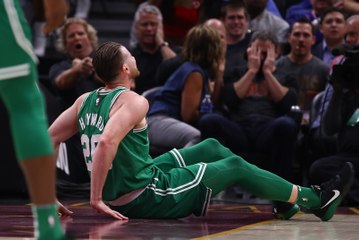 Here's how athletes responded to Gordon Hayward's injury