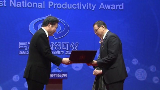 [기업] LG전자 조성진 부회장 금탑산업훈장 수상 / YTN