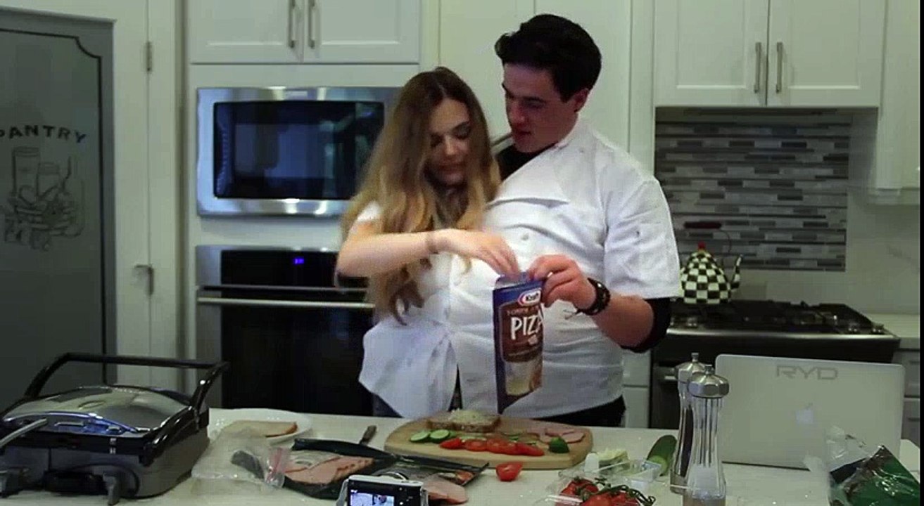 Conjoined Twin Challenge! Cute Couple