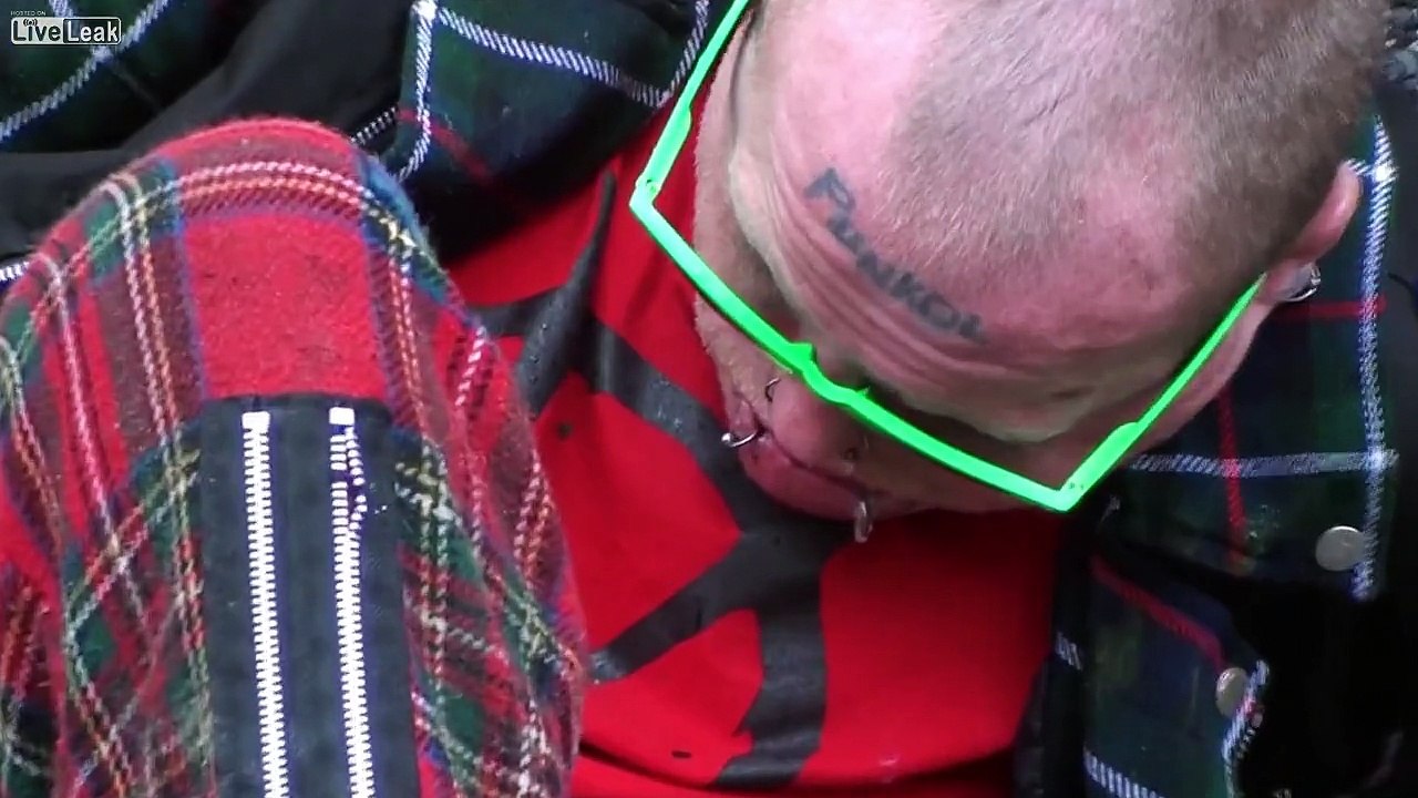 Blackpool Rebellion Punk Festival 2107  5 videos (short)