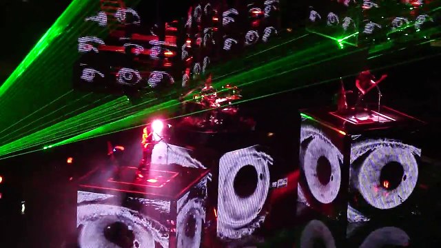 Muse - New Born, United Center, Chicago, IL, USA 3/12/2010