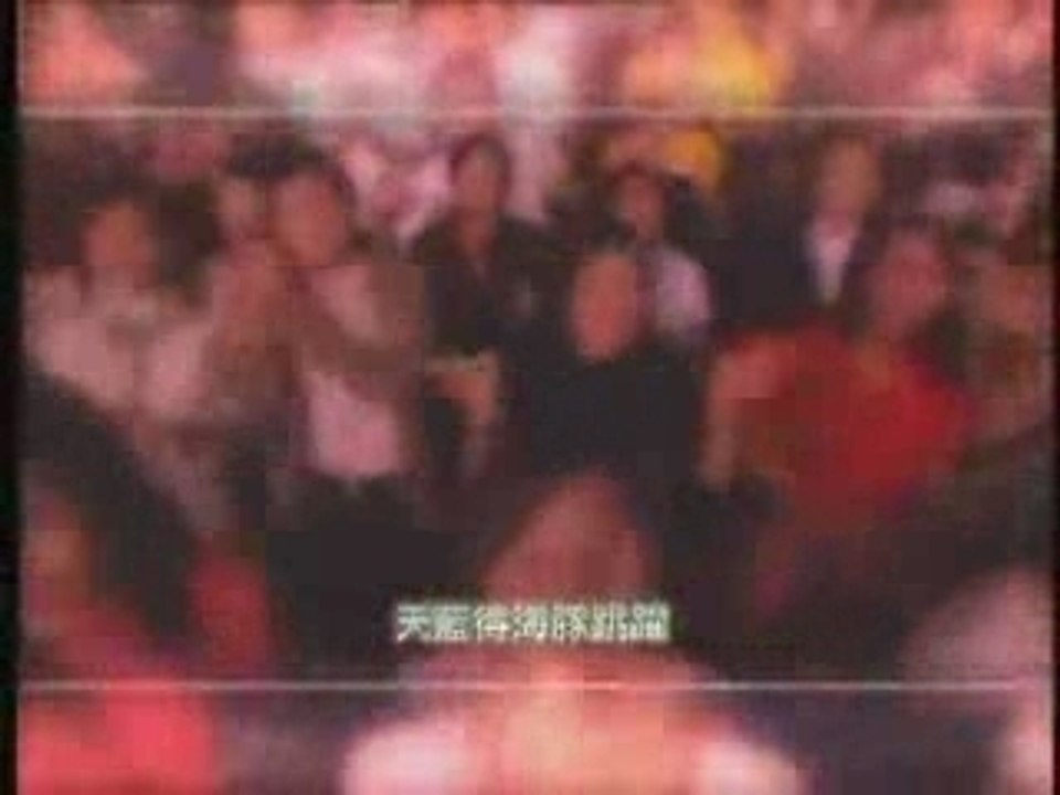 Ho Yeow Sun: Lonely Travel - 爱微笑的眼睛