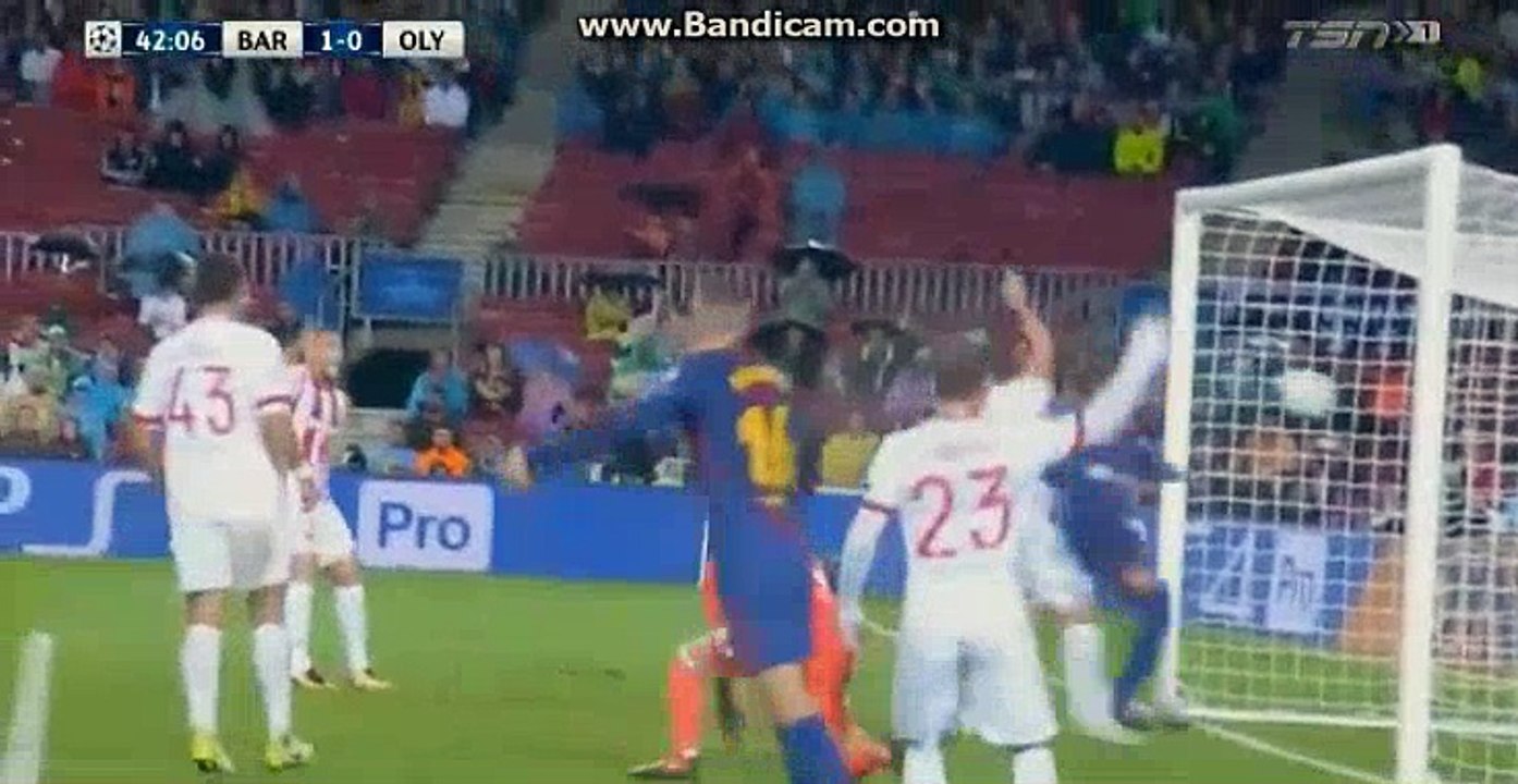Pique  RED  CARD  HD  Barcelona 1 - 0	 Olympiakos Piraeus 18-08-2017