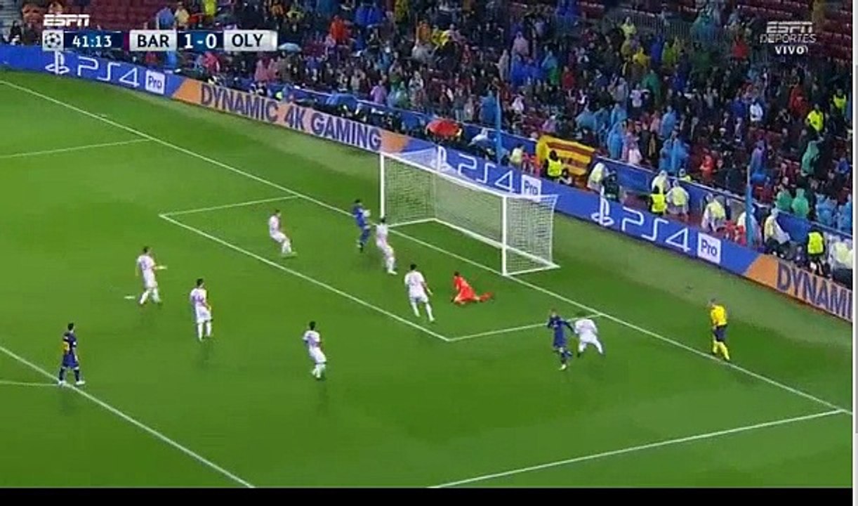 FC Barcelona 1 - 0 Olympiakos Piraeus 18/10/2017 Gerard Pique receives a RED CARD Champions League HD Full Screen .