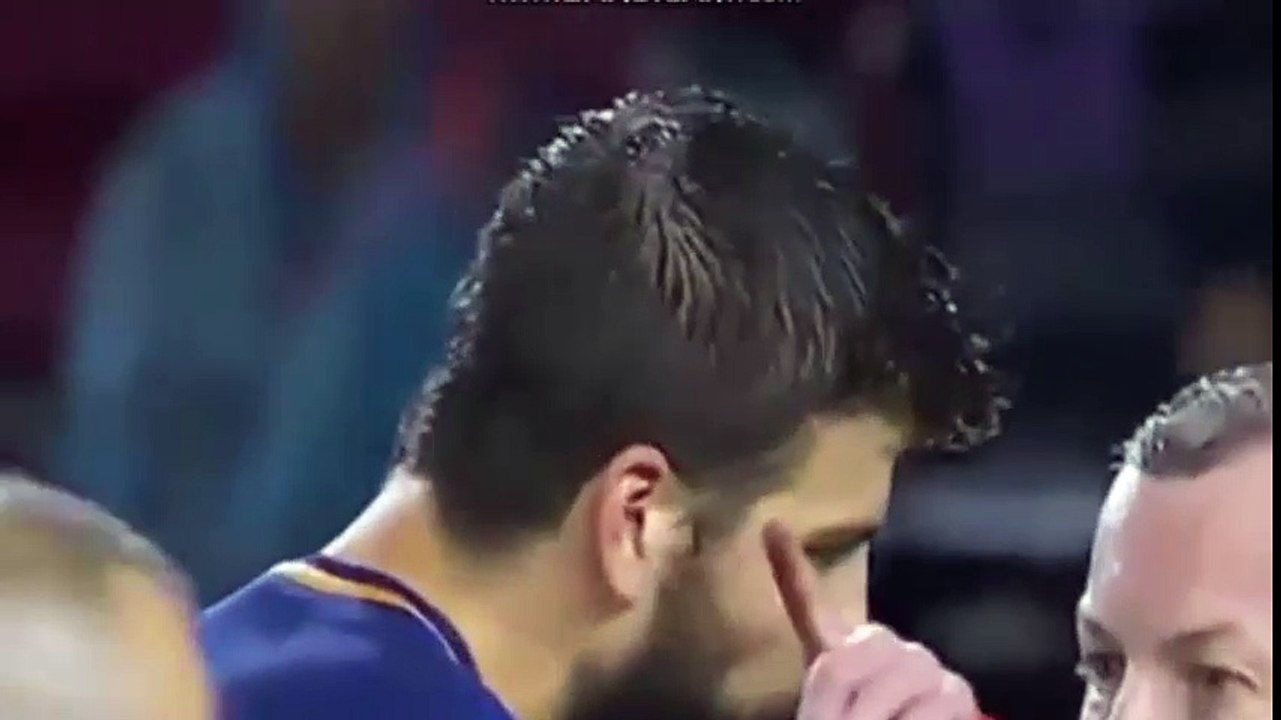 Pique RED CARD - Barcelona vs Olympiacos 1-0 UCL 18/10/2017