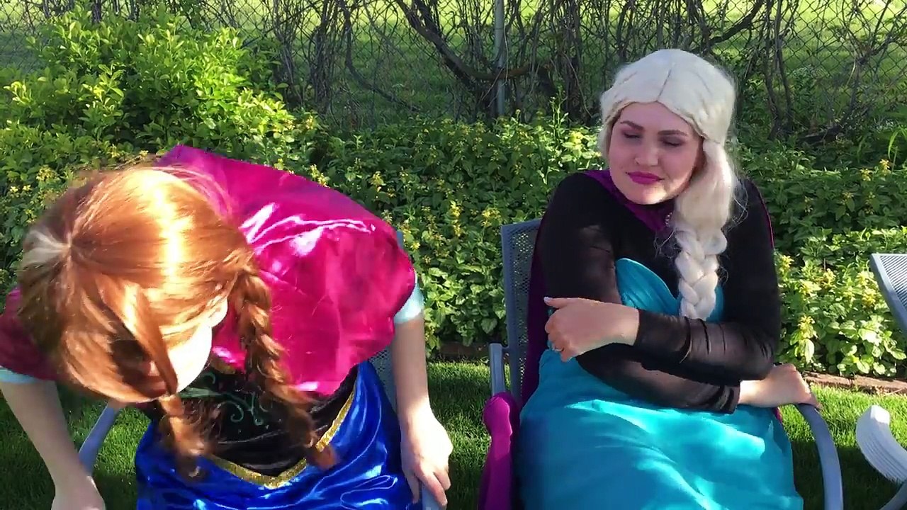 Pregnant Elsa vs Pregnant Joker vs Pizza Bug Scratch Prank Superhero Fun Kid Movie