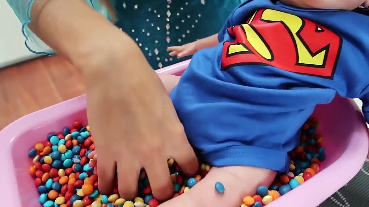 Bad Angry Baby PREGNANT SICK! w/ Frozen Elsa Doctor Spiderman Hulk Joker Superhero Fun IRL