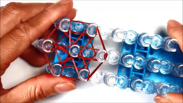 Barbie Rainbow Loom Charms Mini Muffin / Cupcake - How to Make (crazy loom bands, fun loom)