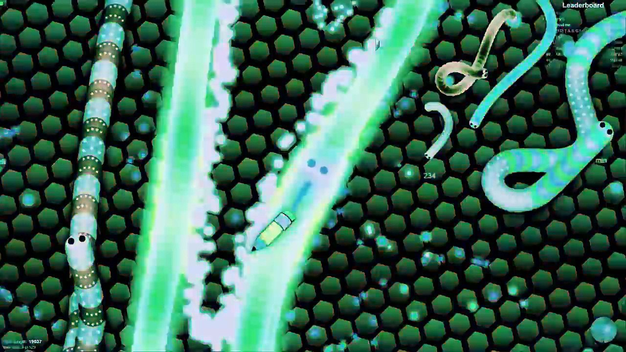 Slither.io - LUCKY BOSS SNAKE vs 42500 SNAKES! // Epic Slitherio Gameplay (Slitherio Funny Moments)