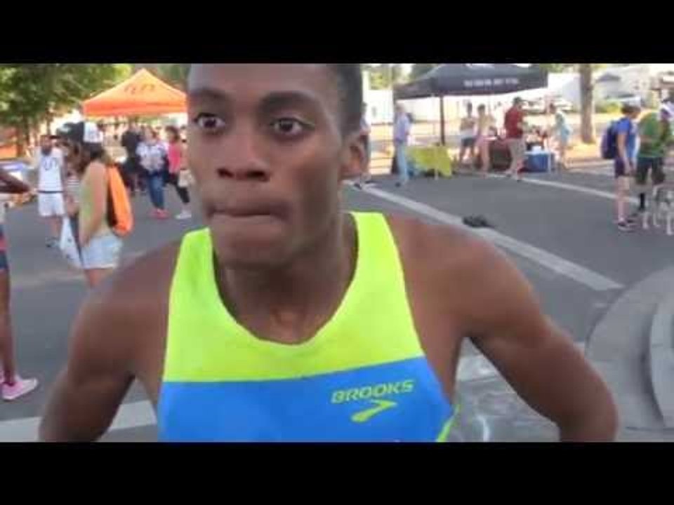 Shaq Walker gets first big payday at the Springfield Straight 800m road race