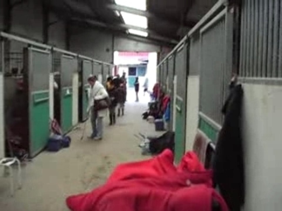 MOV006 (2)