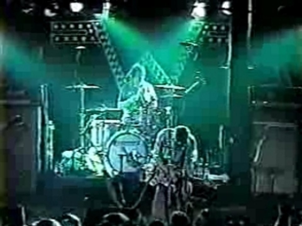 Weezer - 17 Surf Wax America (Live Lupo 2000)