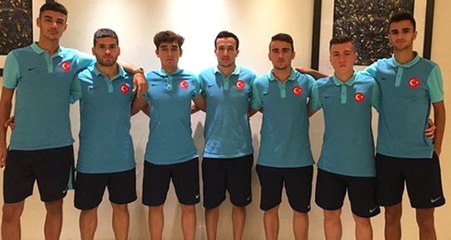 A Takıma Çıkma Haberi Bekleyen G.Saraylı Genç Futbolcular, U19 Takımına Düştü