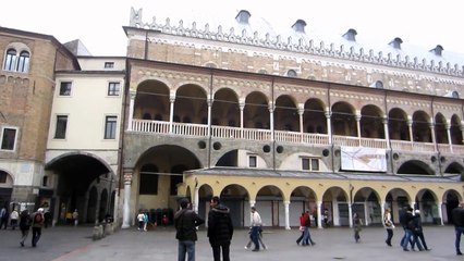 Piazze della Frutta e delle Erbe - Padova, Italia