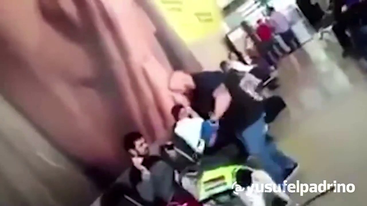 türklere awrupa hawalimanlarında faşist uygulama kadınlar erkekler köpekler eşliginde koklatılıyor