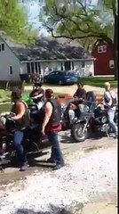 Group Of Tough Bikers Take Over A Little Girl’s Lemonade Stand