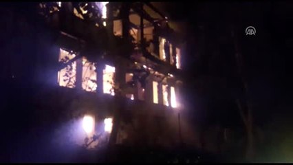 Göynük'te 3 Katlı Ahşap Ev Yandı: 1 Ölü - Bolu