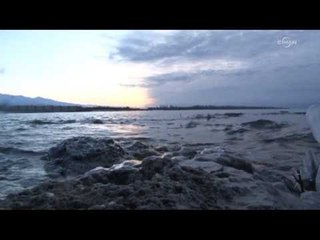 Bir başkadır Issık'ta gün batımı